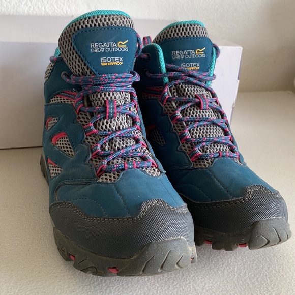 Regatta Holcombe IEP Junior Waterproof Walking Boots size 5 no box - Picture 12 of 13
